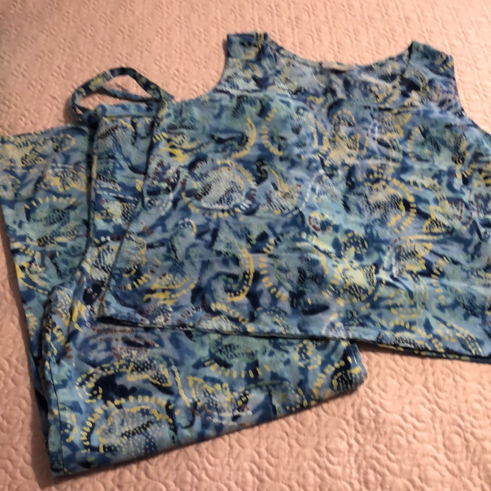 Hawaiian/Batik Tank (M) & Pants (S) set